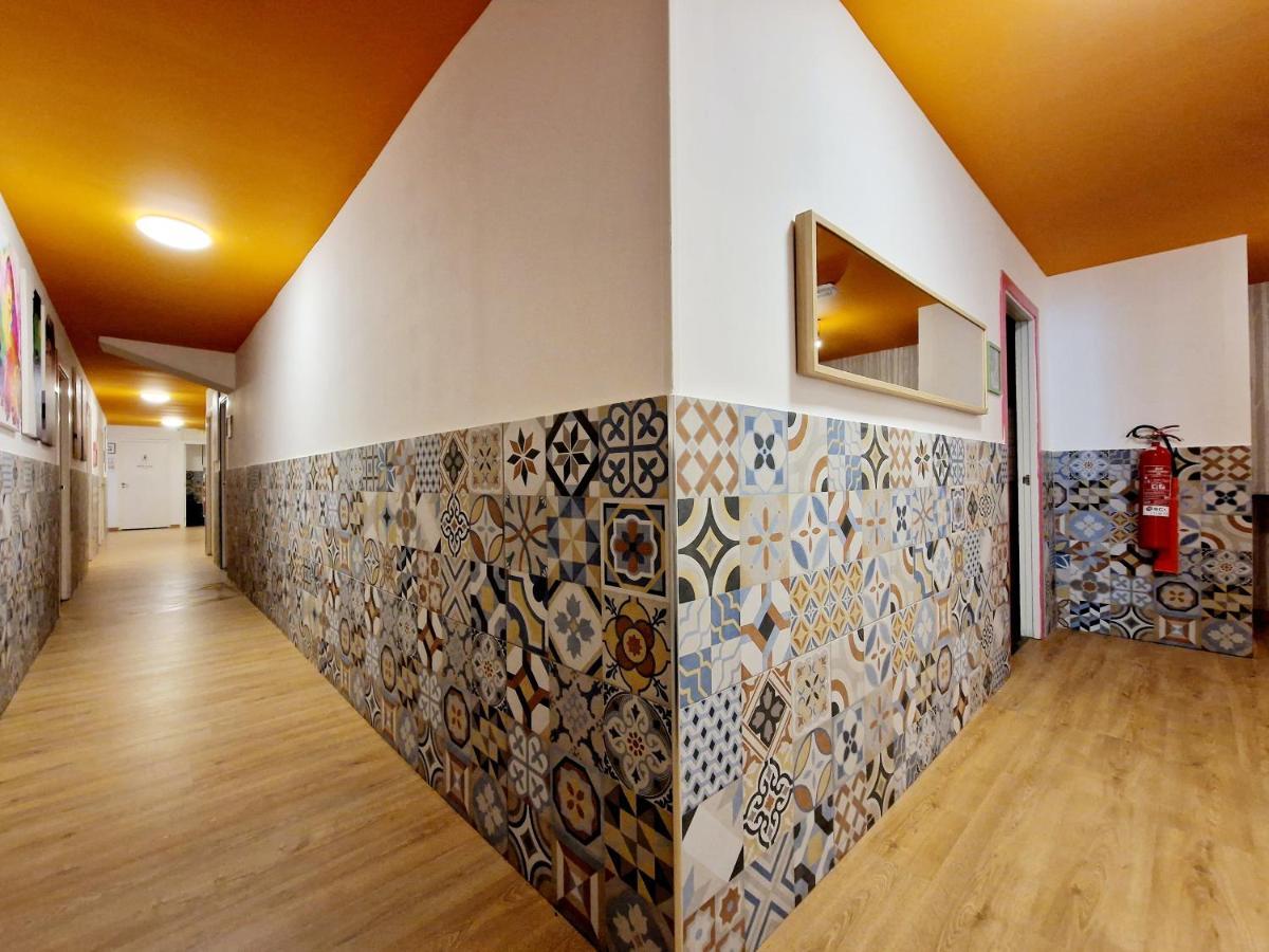 Arc House Barcelona Hostel Εξωτερικό φωτογραφία