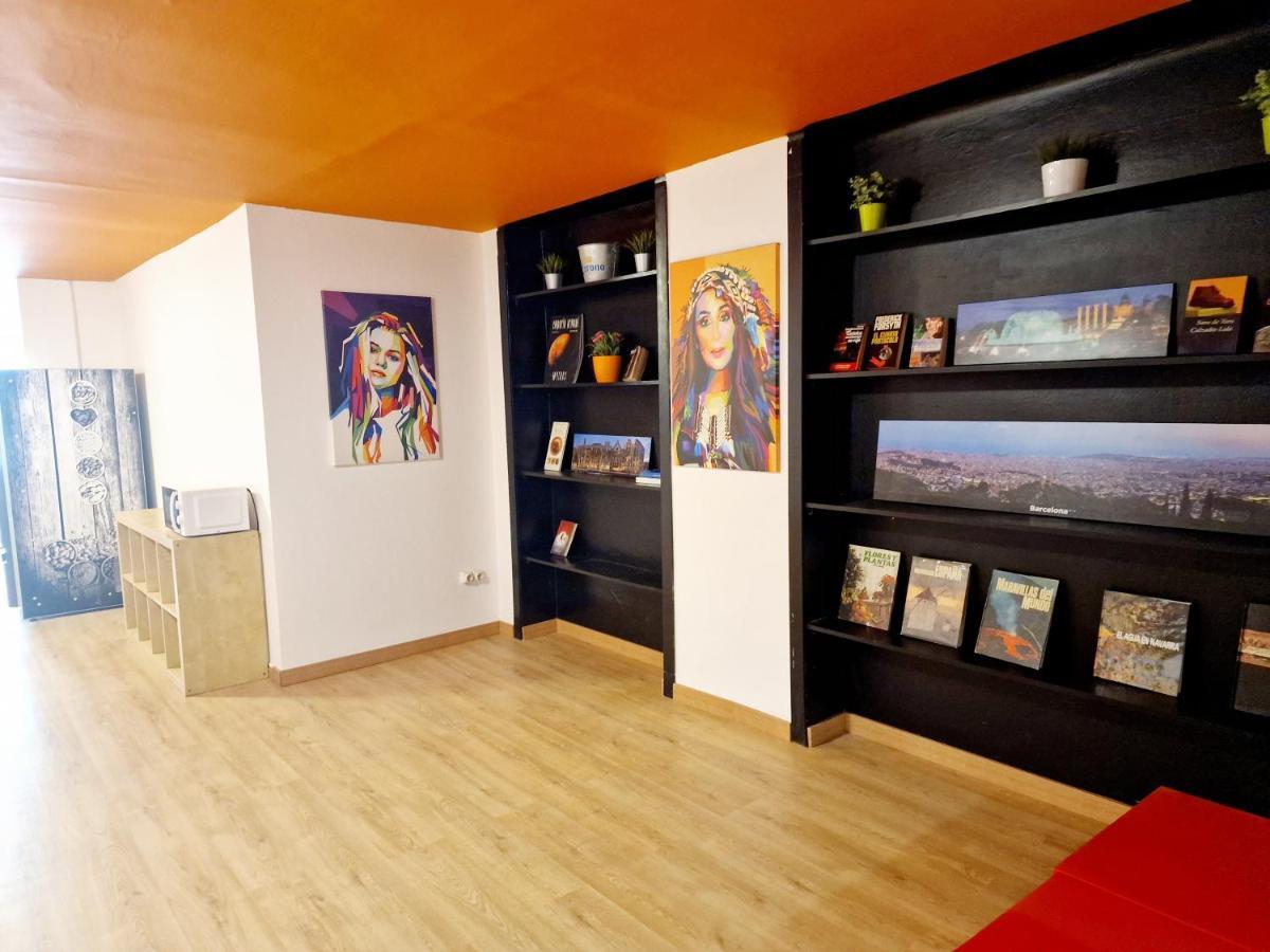 Arc House Barcelona Hostel Εξωτερικό φωτογραφία