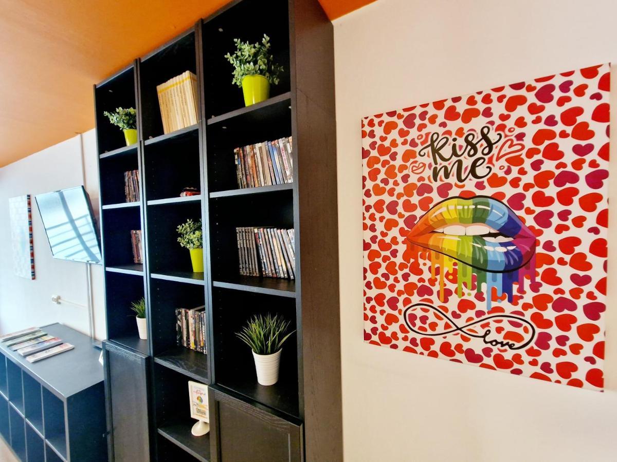 Arc House Barcelona Hostel Εξωτερικό φωτογραφία