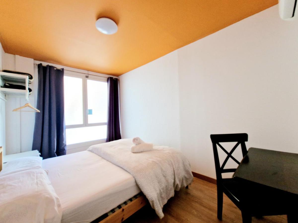 Arc House Barcelona Hostel Εξωτερικό φωτογραφία