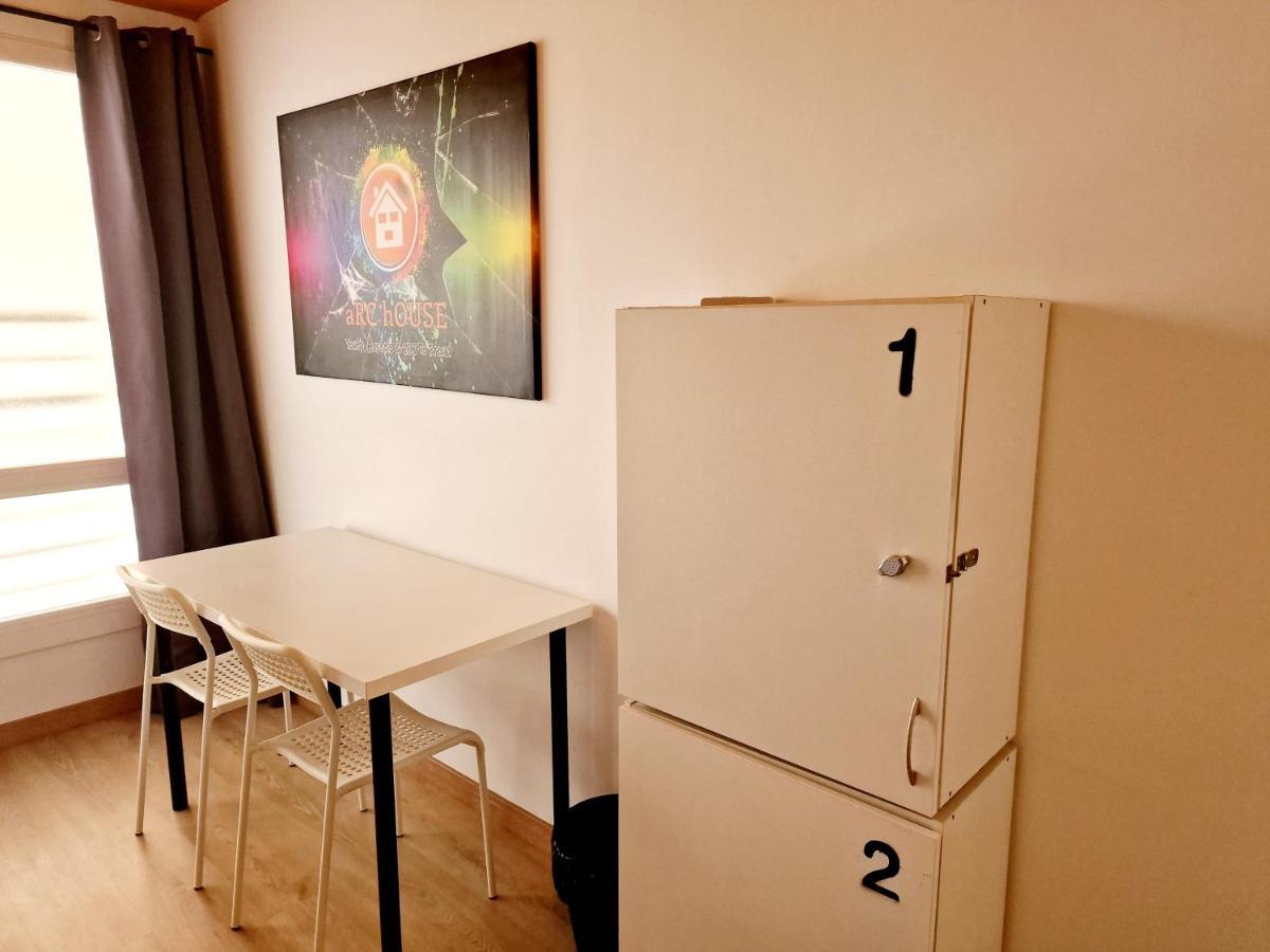 Arc House Barcelona Hostel Εξωτερικό φωτογραφία