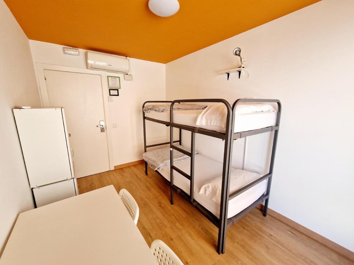 Arc House Barcelona Hostel Εξωτερικό φωτογραφία